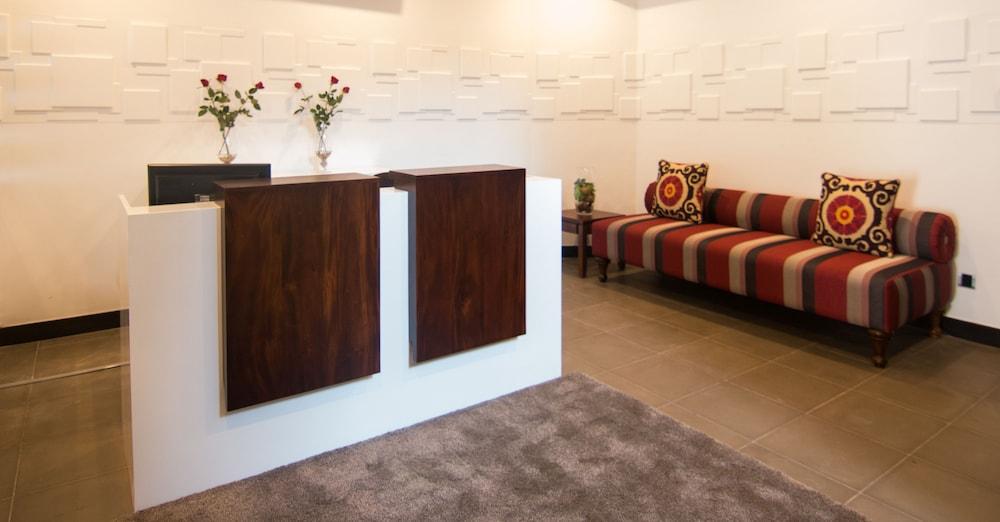 ร็อคโตโค เรสซิเดนซ์ Apartment โคลอมโบ ภายนอก รูปภาพ
